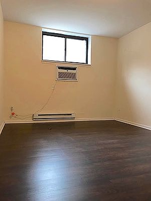 5th image of 27-09 Astoria Blvd #4L