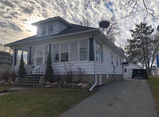 1124 Harvey St, Green Bay, WI 54302