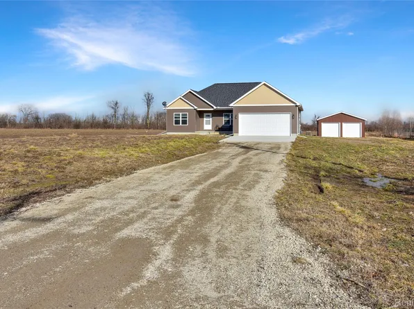 79446 Deland Rd, Richmond, MI 48062