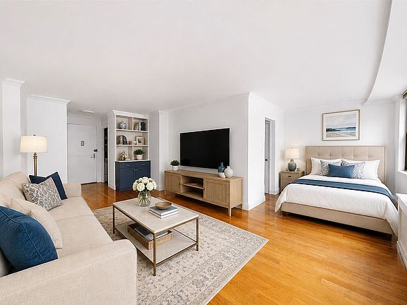 3rd image of 225 E 36th St APT 9D