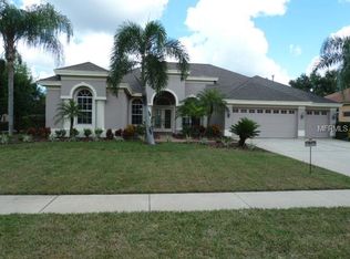 3909 Mimosa Pl, Palm Harbor, FL 34685