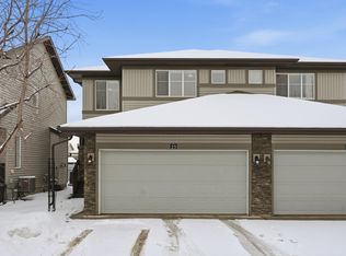8602 Southfort Blvd #25, Fort Saskatchewan, AB T8L0J8