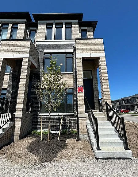 1 Cherry Hill Ln — Photo 2