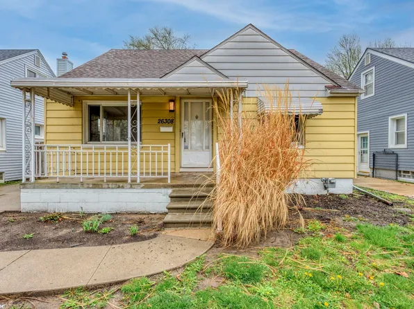 26308 Culver St, Saint Clair Shores, MI 48081
