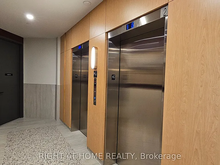 1660 Bloor St W #418 — Photo 13