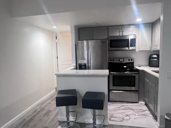 41 Colin St Floor 2, Yonkers, NY 10701