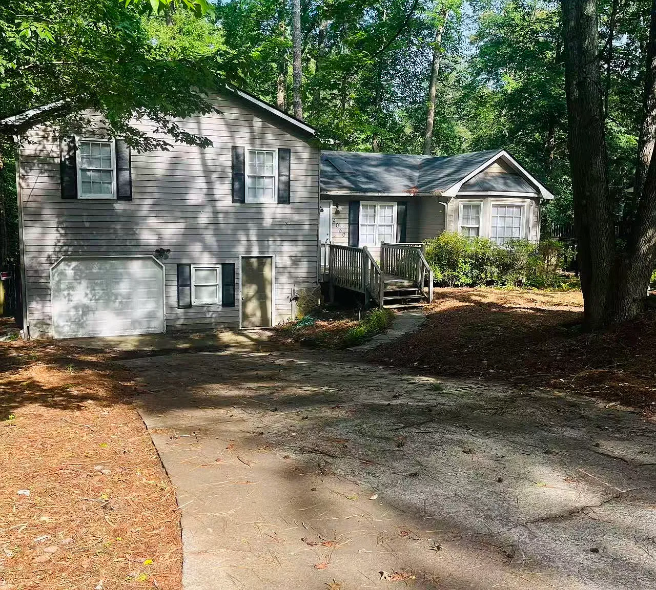 4 bed, 1716 sqft, $2,100 — Photo 2