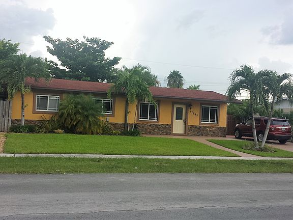3rd image of 17842 NW 81st Ct