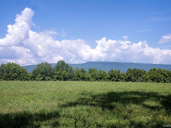 4th image of 28 Pirog Road
