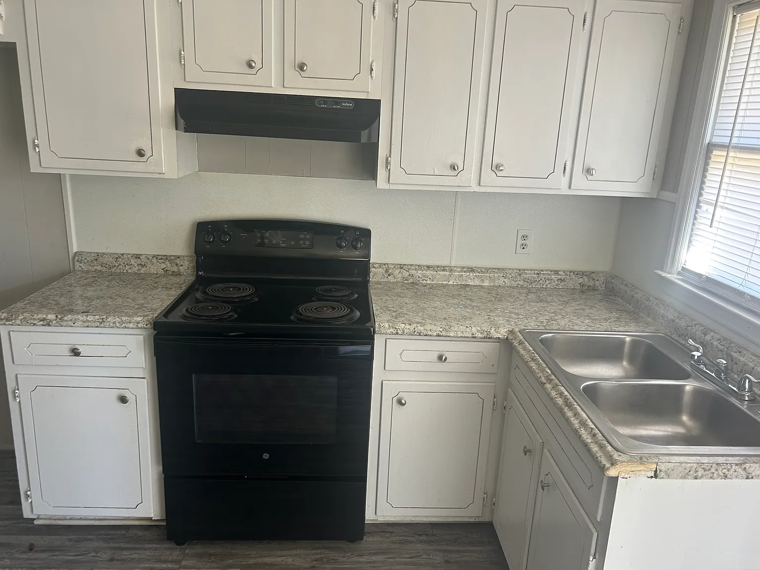 2 bed, 750 sqft, $775 — Photo 3