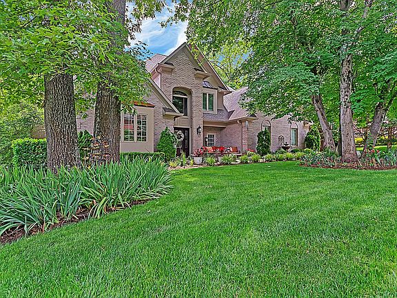 4th image of 1637 Bingham Dr