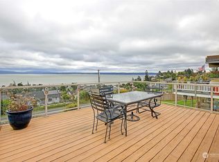 1426 Fairway Dr, Camano Island, WA