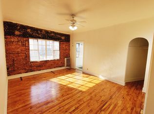 129 N Oxford Ave, Los Angeles, CA 90004