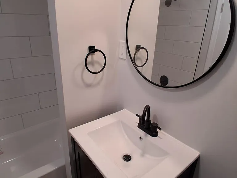 227 W Mulberry St #1 — Photo 1