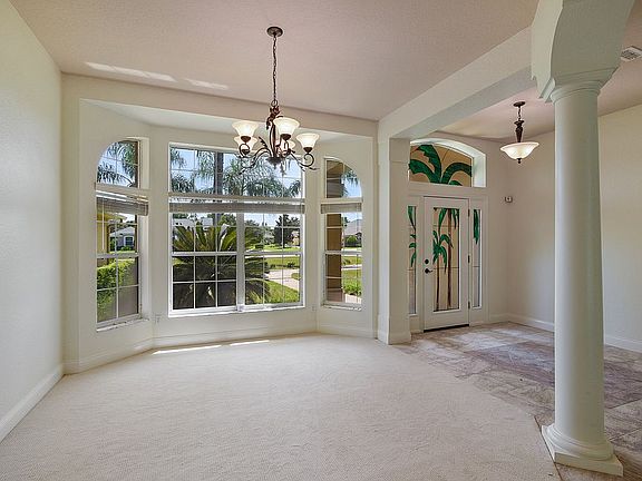 5th image of 631 Hills Blvd