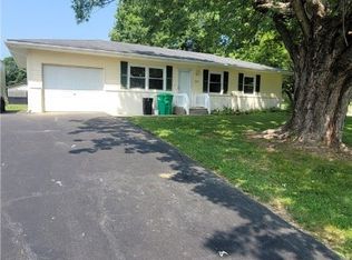 2013 Blossom Ln, Georgetown, IN 47122