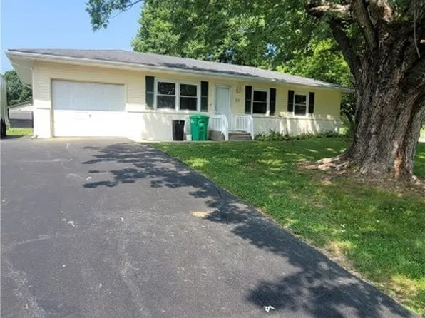 2013 Blossom Lane, Georgetown, IN 47122