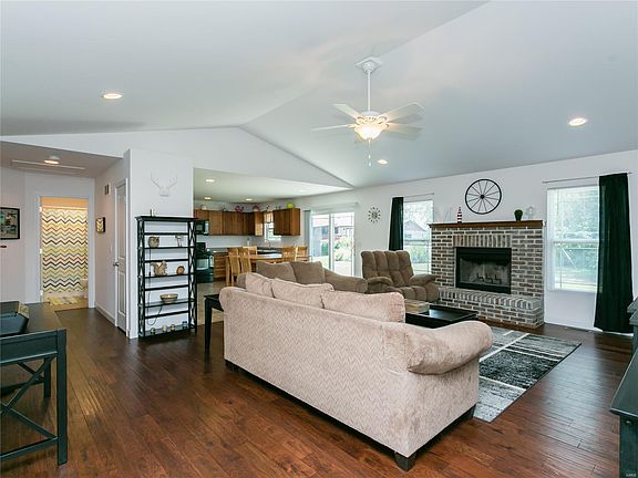 5th image of 4235 Elm Grove Ln
