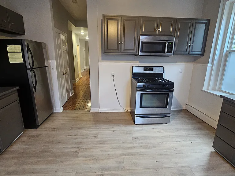 533 Chapel St #3B — Photo 1