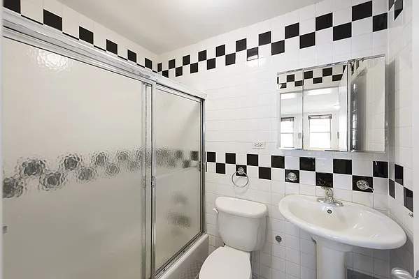 Rented by Corcoran | media 3