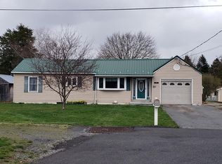 320 7th St, Lewistown, PA 17044