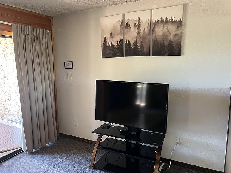 504 Excalibur Rd #201 — Photo 7