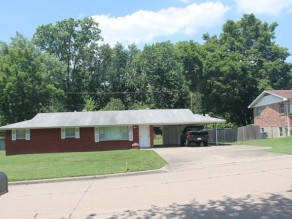 2nd image of 109 Camellia Dr