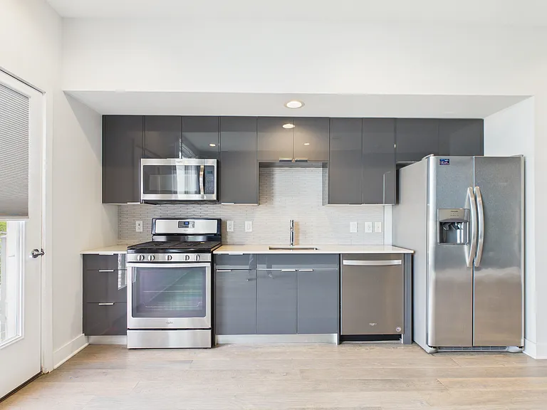 1800 E 4th St #343 — Photo 3
