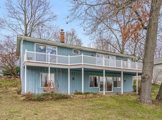 19560 Crescent Beach Rd, Three Rivers, MI 49093