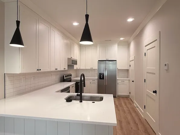 13 Vine St NE #13, Decatur, AL 35601