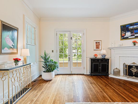 5th image of 2965 ST JOHNS Avenue