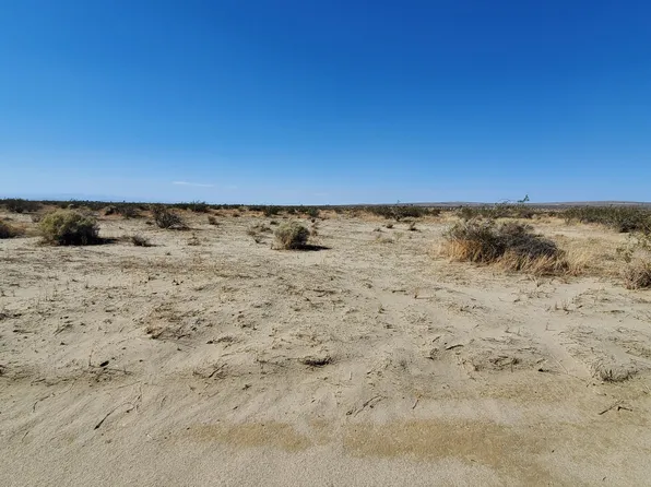 Avenue I8 E, Lancaster, CA 93535