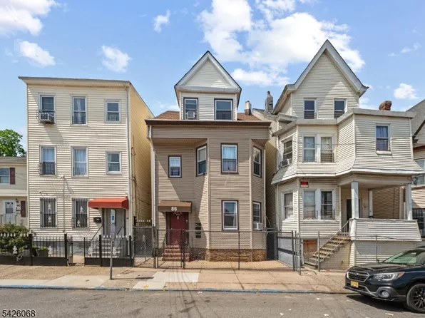 86 Pennington St, Paterson City, NJ 07501