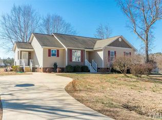 179 Bee Ln, Clayton, NC 27520