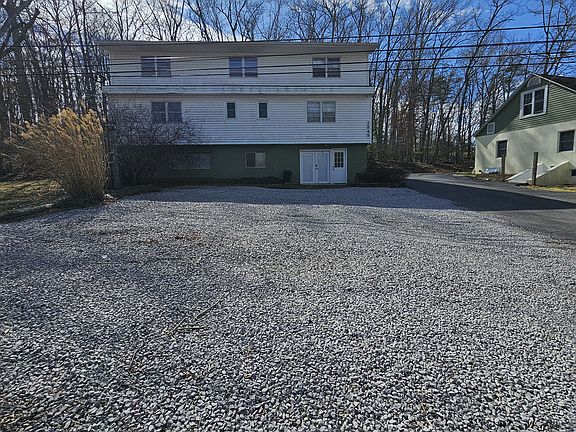 2nd image of 1849 Merrimac Rd Unit D