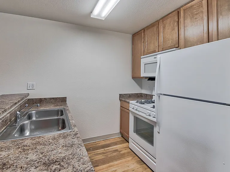 Copeland Creek Senior Apartments — Photo 6