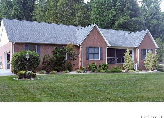 2nd image of 239 Beech Brook Ln