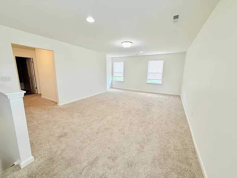 4909 Grace View Dr — Photo 17