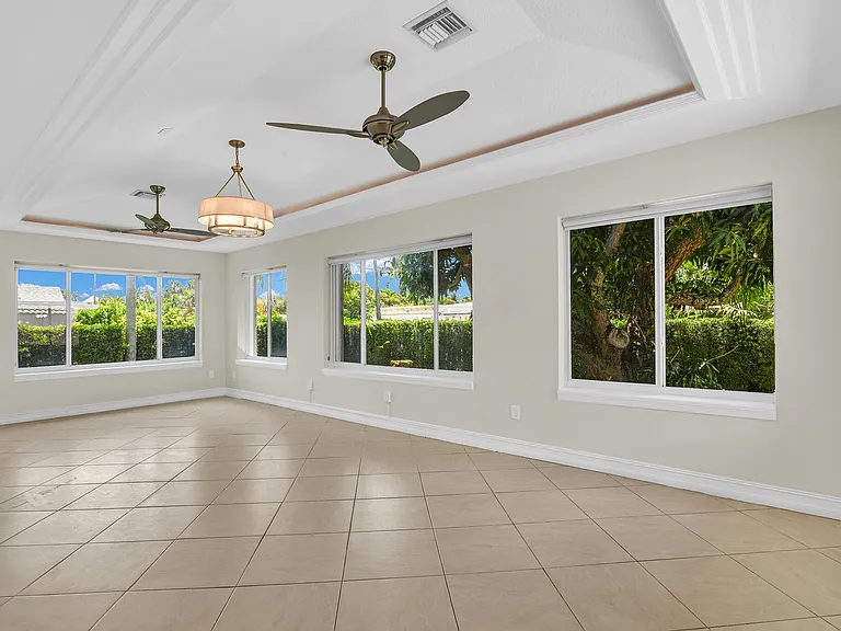3216 Karen Dr — Photo 12