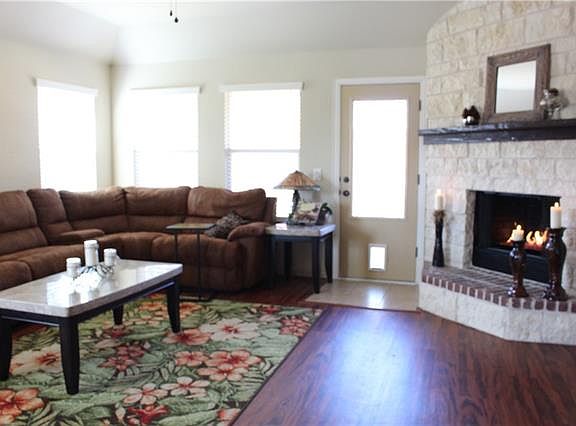 2nd image of 315 Wooded Ct