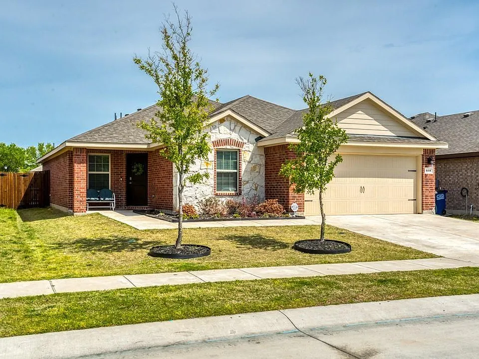 608 Rustic Meadows Trl