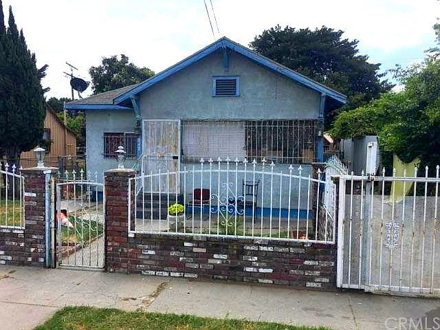 1st image of 844 E 41st Pl
