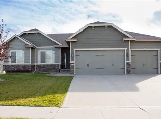 515 SW 32nd Ct, Ankeny, IA 50023