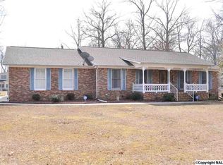 10 Crumrine Pl, Hazel Green, AL 35750