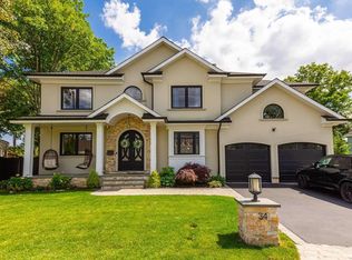 34 Stuart Ave, Babylon, NY 11702