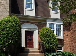 3117 Valentino Ct, Oakton, VA 22124