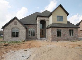 3171 Oak Tree Dr, Centerton, AR 72719