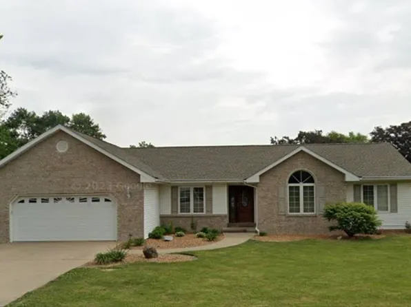 1 Kara Ct, Washington, IL 61571