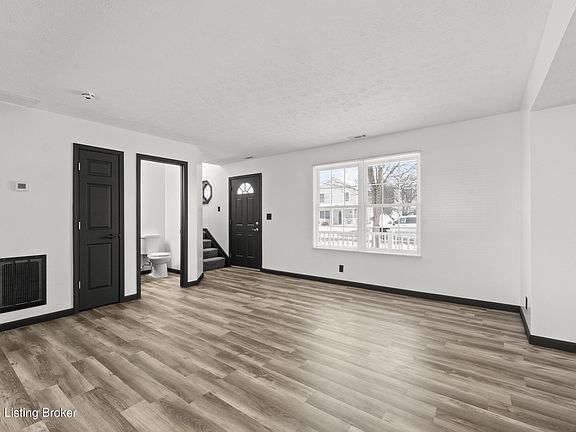 5th image of 6212 Maravian Dr