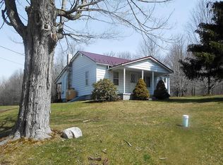 21462 Hunter Rd, Meadville, PA 16335